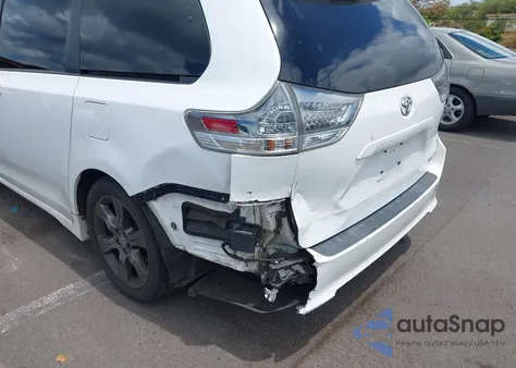 2016 Toyota Sienna Se 8 Passenger/Se Premium 8 Passenger из США, поврежденный, VIN 5TDXK3DC8GS720538